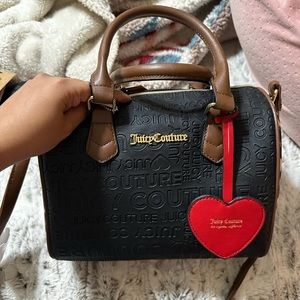 Brand new juicy couture bag. Such a beautiful sleek finish.